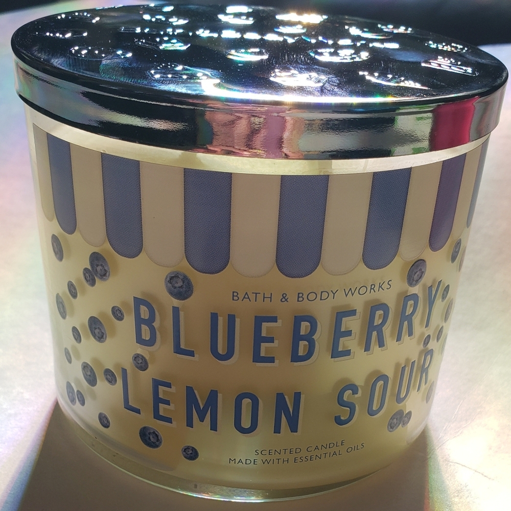 Bath & Body Works Blueberry Lemon Sour Candle